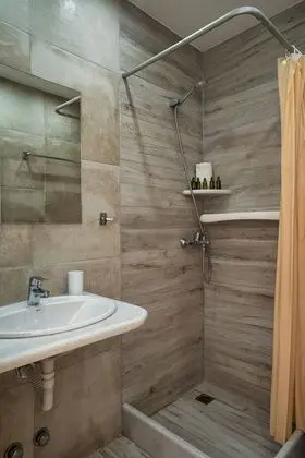 Standard Tek Büyük Yataklı Oda, Bahçe Manzaralı