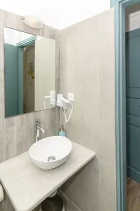 Standard Tek Büyük veya İki Ayrı Yataklı Oda