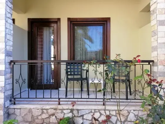 Havuz Ve Bahce Manzaralı Deluxe Oda