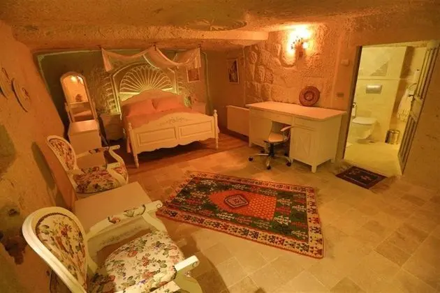 Master Deluxe Suite