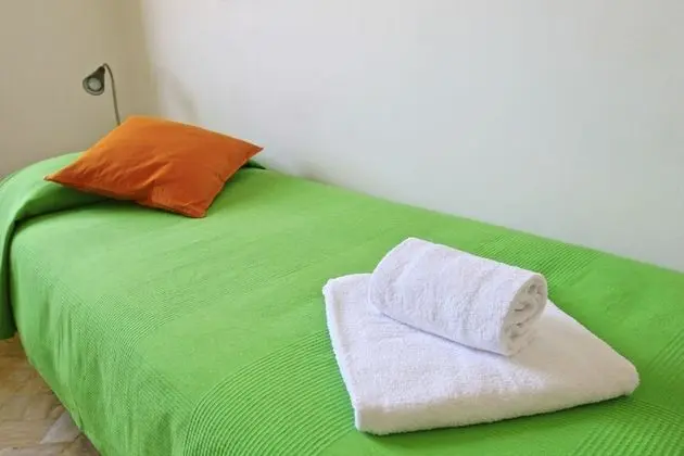 Tek Büyük Yataklı Oda, Ortak Banyo