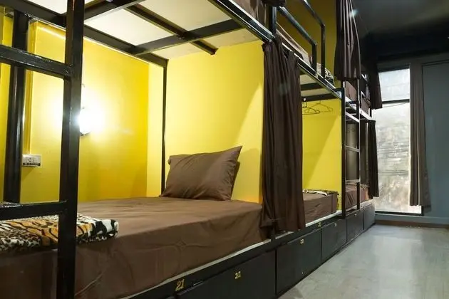 Bunk Bed in Mix1-12 Dorm