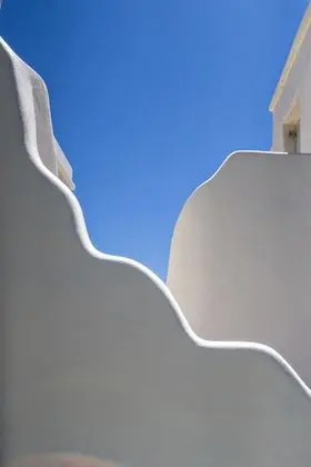 Ev