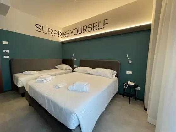 Design Üç Kişilik Oda, Birden Çok Yatak, Balkon, Şehir Manzaralı