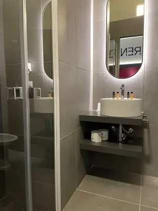 Design Üç Kişilik Oda, Birden Çok Yatak, Balkon, Şehir Manzaralı