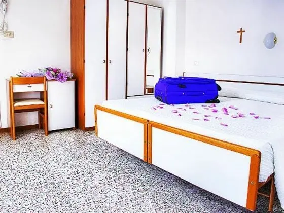 Standard Üç Kişilik Oda