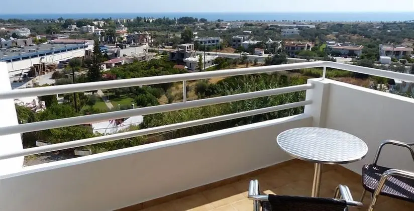Standard Tek Büyük veya İki Ayrı Yataklı Oda, Deniz Manzaralı