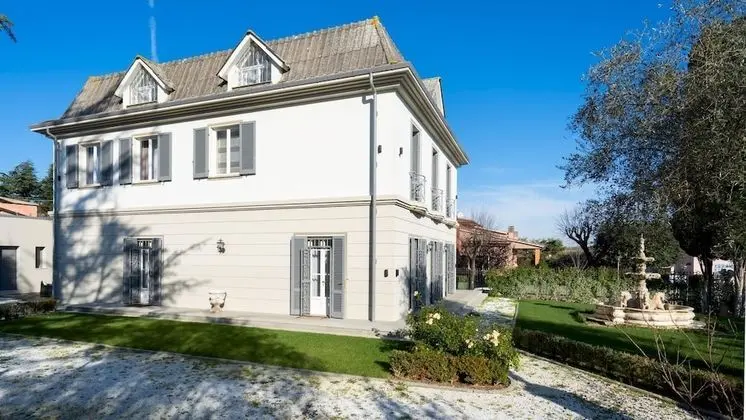 Villa