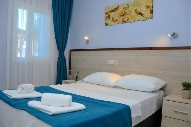 Standart Oda, Bahçe Manzaralı, Balkonlu