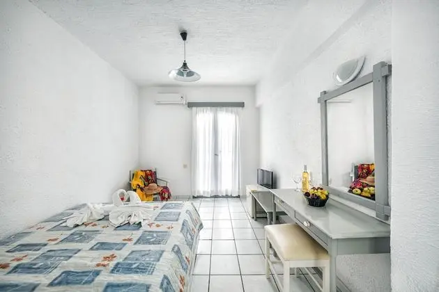 Standard Üç Kişilik Oda, Sigara İçilmez, Şehir Manzaralı