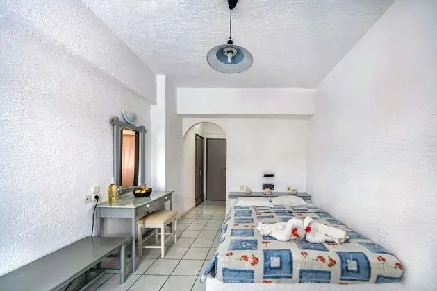 Standard Üç Kişilik Oda, Sigara İçilmez, Şehir Manzaralı