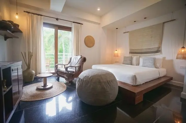 Comfort Oda, Balkon, Havuz Manzaralı