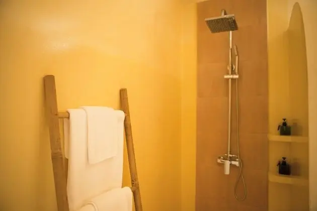 Comfort Oda, Balkon, Havuz Manzaralı