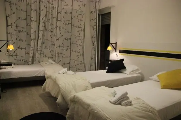 Comfort Üç Kişilik Oda, Ortak Banyo