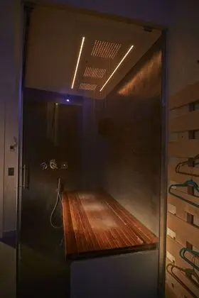 Deluxe Tek Büyük Yataklı Oda (iWild)