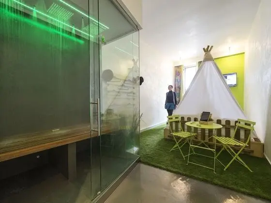 Deluxe Tek Büyük Yataklı Oda (iWild)