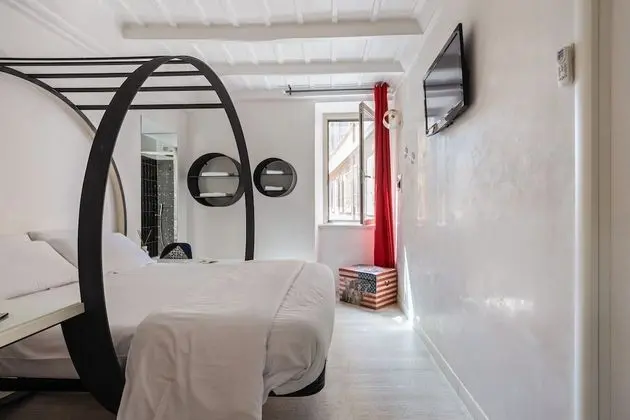 Superior Tek Büyük Yataklı Oda (iTube)