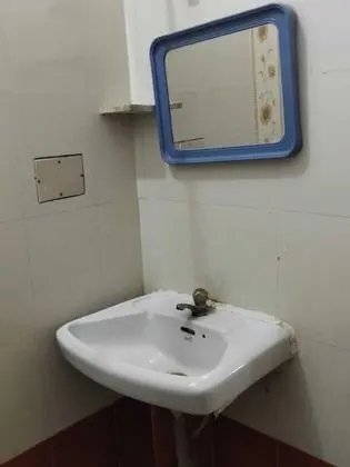Basic Tek Büyük Yataklı Oda
