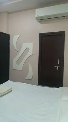Basic Tek Büyük Yataklı Oda