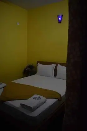 Basic Tek Büyük Yataklı Oda