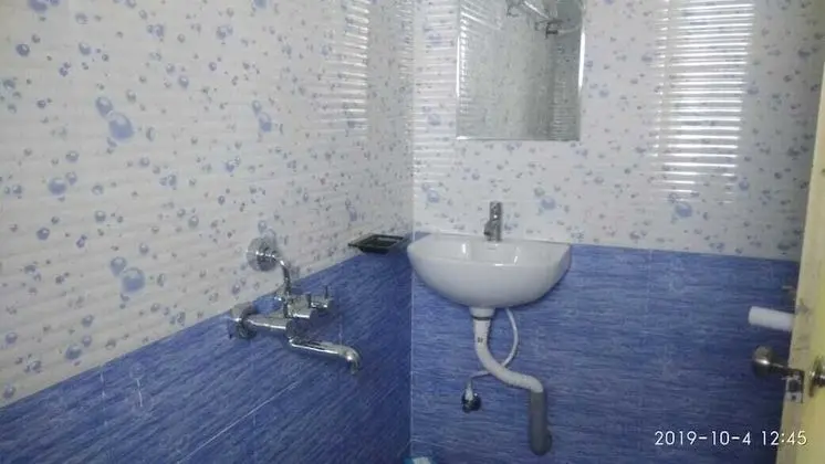 Luxury Tek Büyük Yataklı Oda