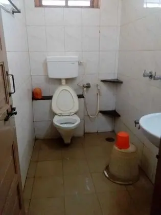 Basic Tek Büyük Yataklı Oda