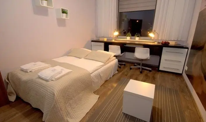 Apart Daire, 2 Yatak Odası, Küçük Mutfak (Opti Suite)