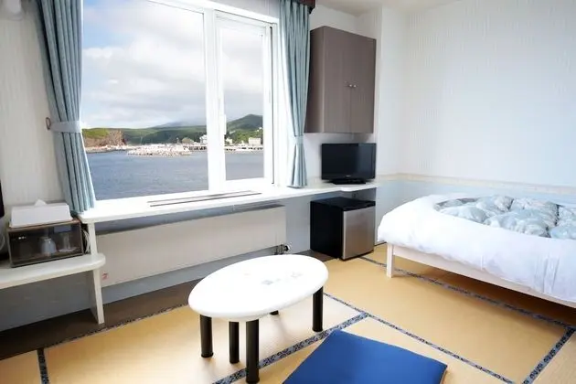 İki Ayrı Yataklı Oda, Sigara İçilmez