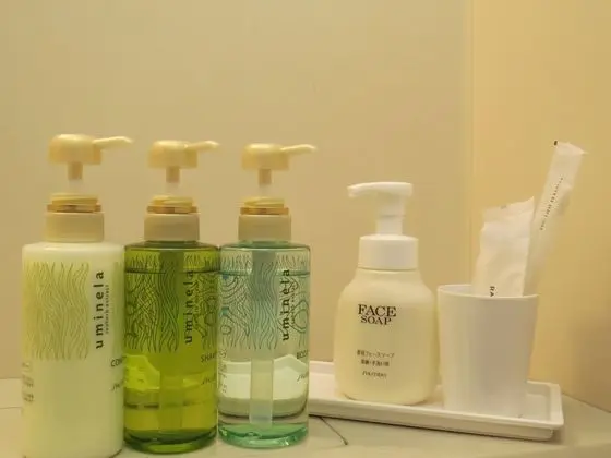 İki Ayrı Yataklı Oda, Sigara İçilmez