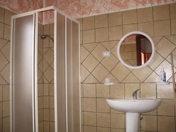 Tek Büyük Yataklı Oda, 1 Büyük (Queen) Boy Yatak, Sigara İçilmez