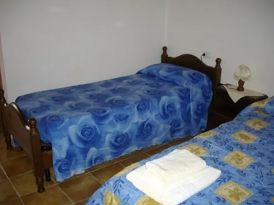 Üç Kişilik Oda, Birden Çok Yatak, Sigara İçilmez