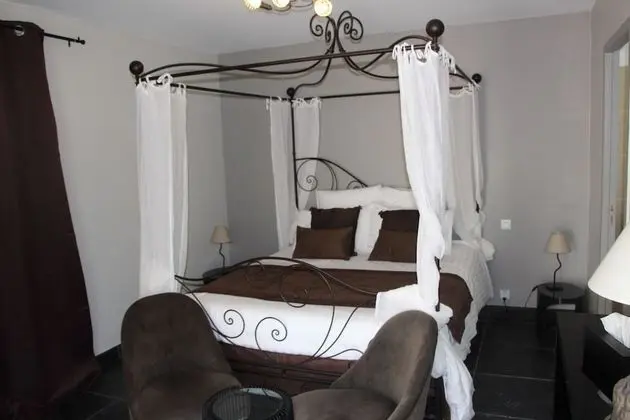 Romantic Tek Büyük Yataklı Oda
