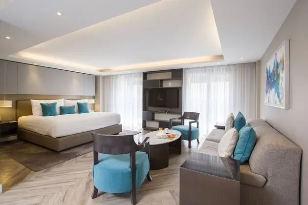 Super Saver, 1 King Bed