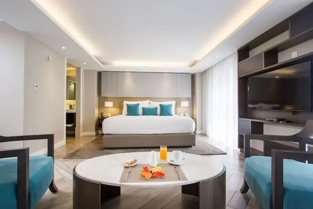 Super Saver, 1 King Bed