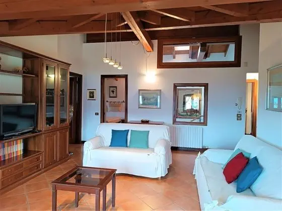 Apart Daire, 3 Yatak Odası, Göl Manzaralı