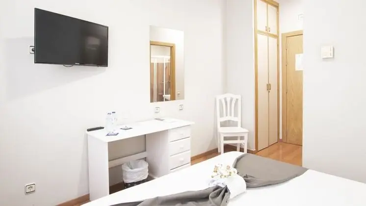 Tek Büyük Yataklı Oda (one bed)