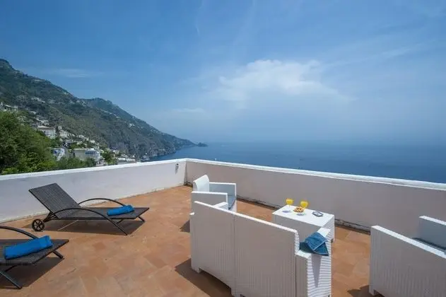Villa, Sigara İçilebilir