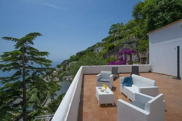 Villa, Sigara İçilebilir