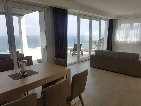 Çatı Katı Süiti (Penthouse), Deniz Manzaralı