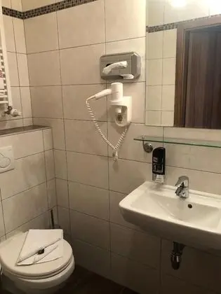 Basic Tek Büyük veya İki Ayrı Yataklı Oda, Sigara İçilmez