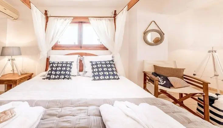 Villa, 3 Yatak Odası, Kişiye Özel Havuzlu, Deniz Manzaralı