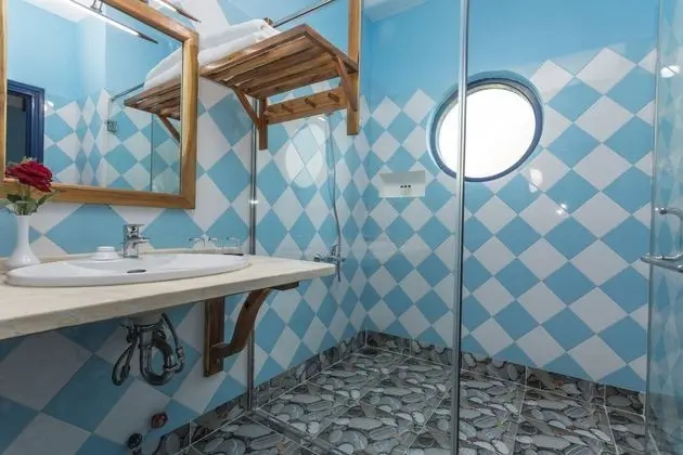 Deluxe Bungalov (Triple)