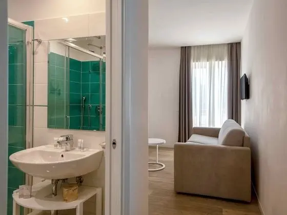 Comfort Tek Büyük veya İki Ayrı Yataklı Oda