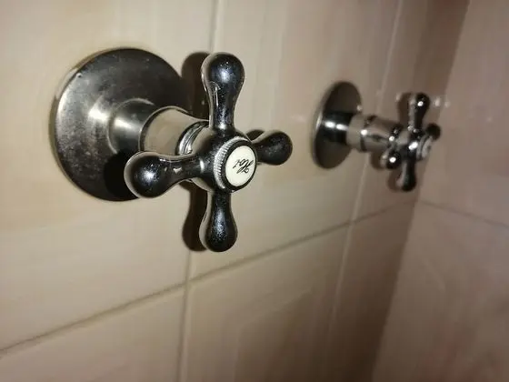 Standard Oda, Ortak Banyo