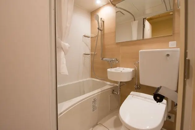 Tek Büyük Yataklı Oda, Sigara İçilmez