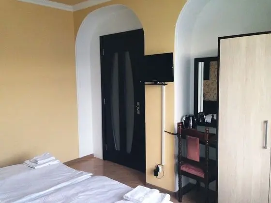 Standard Tek Büyük veya İki Ayrı Yataklı Oda