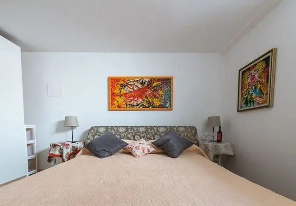 Comfort Tek Büyük Yataklı Oda