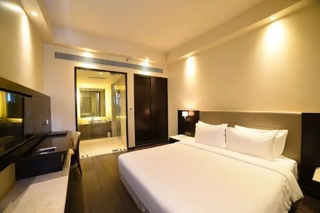 Hazel Suite
