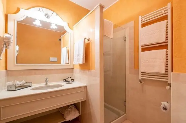 Standard Tek Büyük Yataklı Oda, Balkon