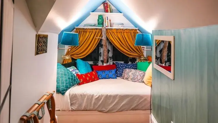 Hedwig's Perch Room with Shared Bath